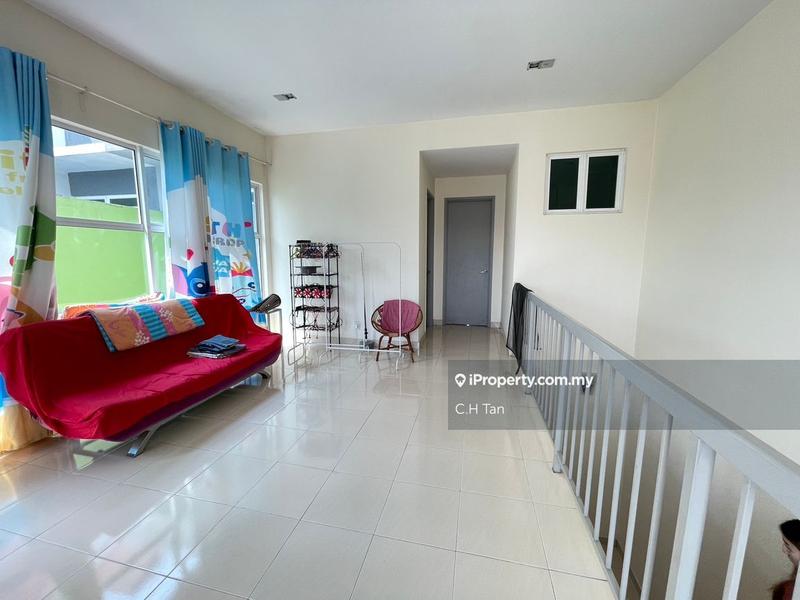 Rumah Teres 3-Tingkat untuk Dijual di New Green Park, Rawang oleh C.H Tan - iProperty.com.my