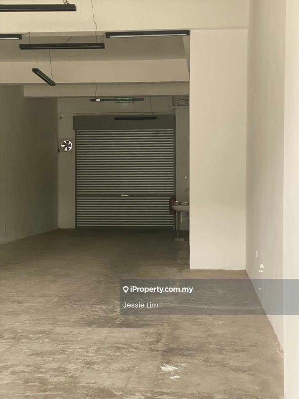 Shop untuk Disewa di Kampung Baru Balakong, Balakong oleh Jessie Lim - Interior - iProperty.com.my