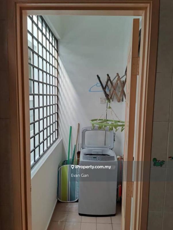 Kondominium untuk Dijual di Cheng Heights oleh Evan Gan - iProperty.com.my