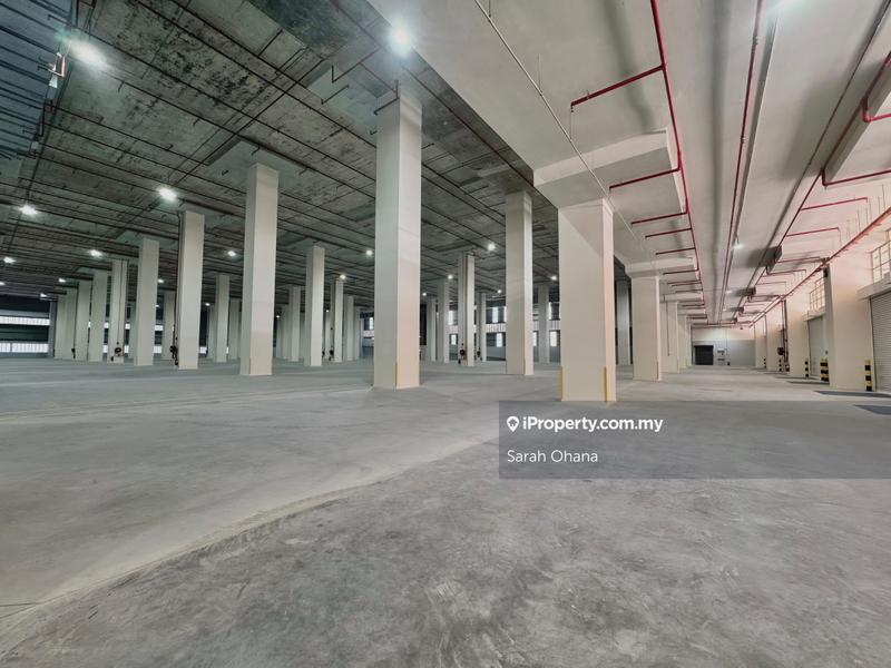 For Rent - Shah Alam – Light Industrial Mega Warehouse – High Ceiling | Loading Bays | ESFR