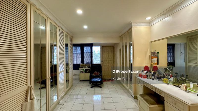 Bungalow House untuk Dijual di Taman Bukit Pantai, Bangsar oleh Kevin Yai - iProperty.com.my