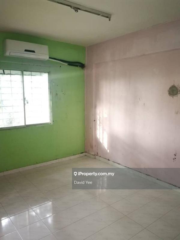 Rumah Pangsa untuk Dijual di Pangsapuri Sri Meranti oleh David Yee - iProperty.com.my