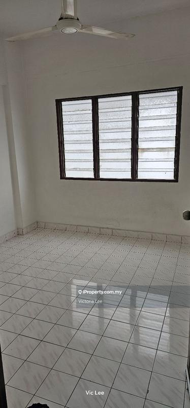 For Sale - Flat Dahlia