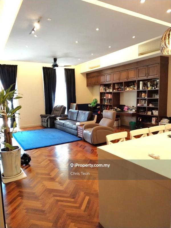 For Sale - Quayside Condominium