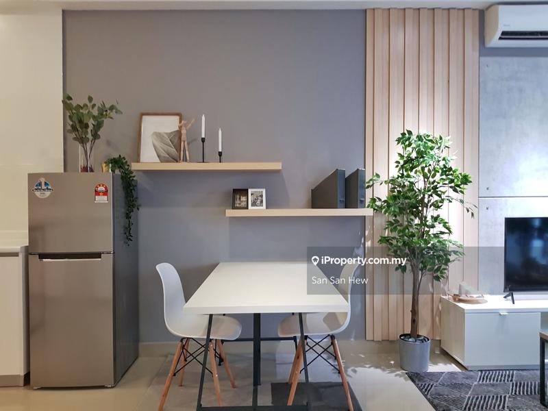 Residensi Servis untuk Dijual di Regalia Residence oleh San San Hew - iProperty.com.my