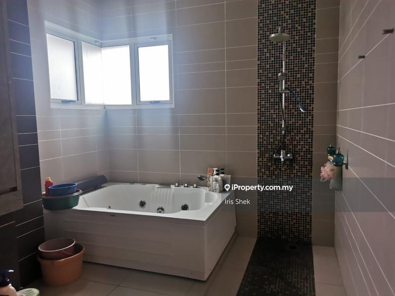 Bungalow House for Sale in Kota Kemuning, Shah Alam by Iris Shek - iProperty.com.my
