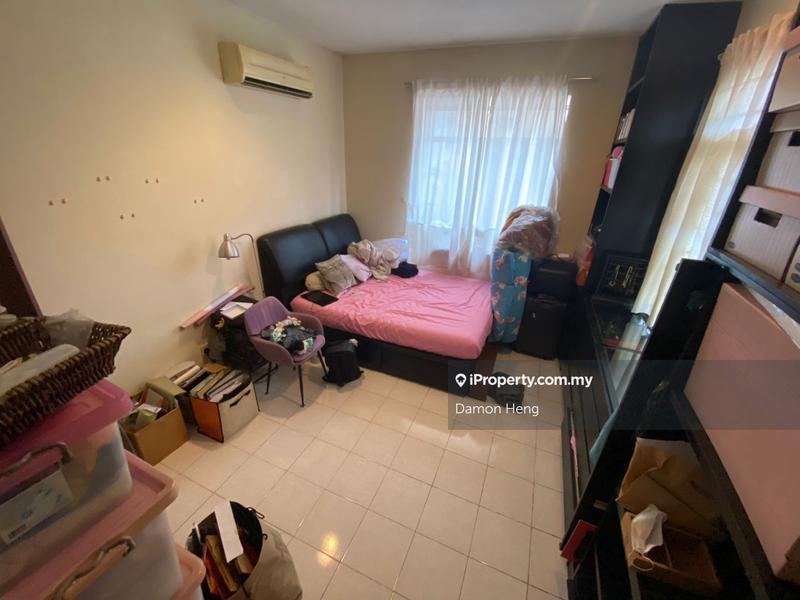Semi-Detached House for Sale in Corner 3Storey Semi-D Tiara Villa Taman United, Jalan Klang Lama (Old Klang Road) by Damon Heng - iProperty.com.my