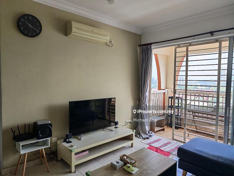 For Rent - Koi Tropika