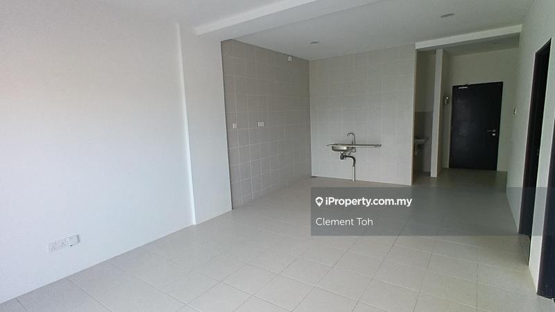 For Sale - Stutong Tiarra