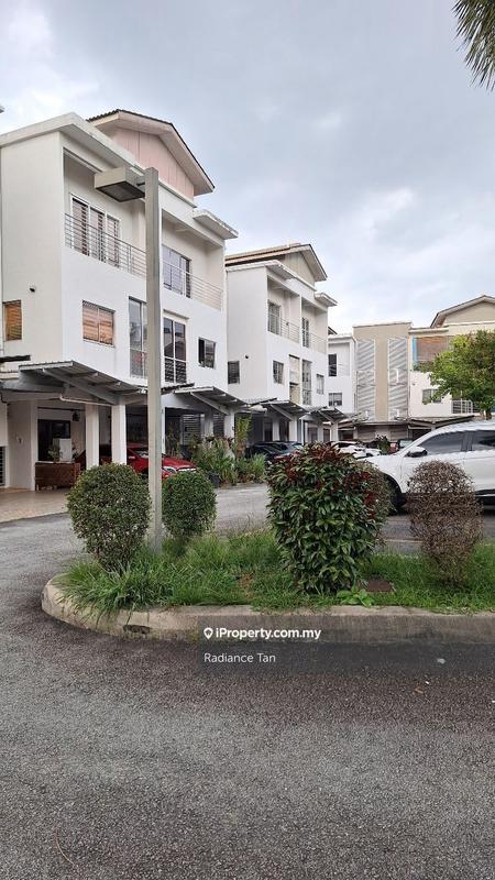 1.5-storey Terraced House for Rent in Kampung Sungai Kayu Ara, Petaling Jaya by Radiance Tan - iProperty.com.my