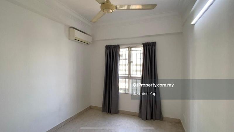 For Sale - D'Aman Ria Condominium