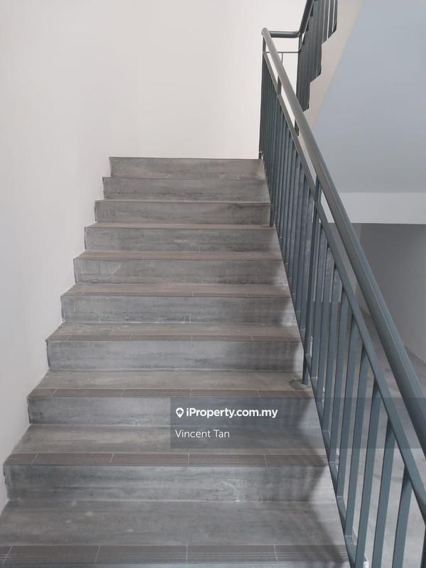 For Rent - Brand New 3 Storey Semi Detached Factory in Nilai( 5 minitues from toll exit)