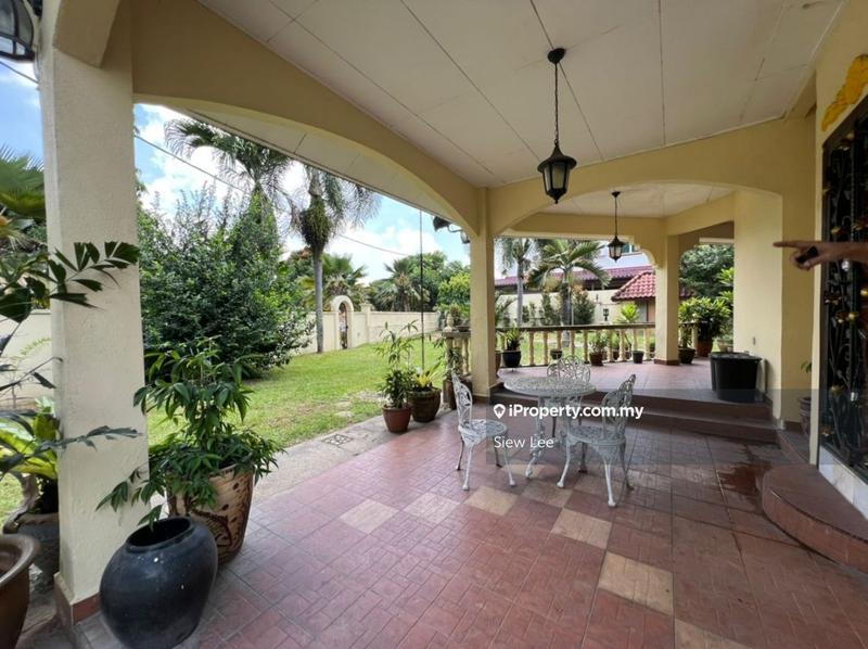 Bungalow House for Sale in Saujana Akasia, Sungai Buloh by Siew Lee - iProperty.com.my