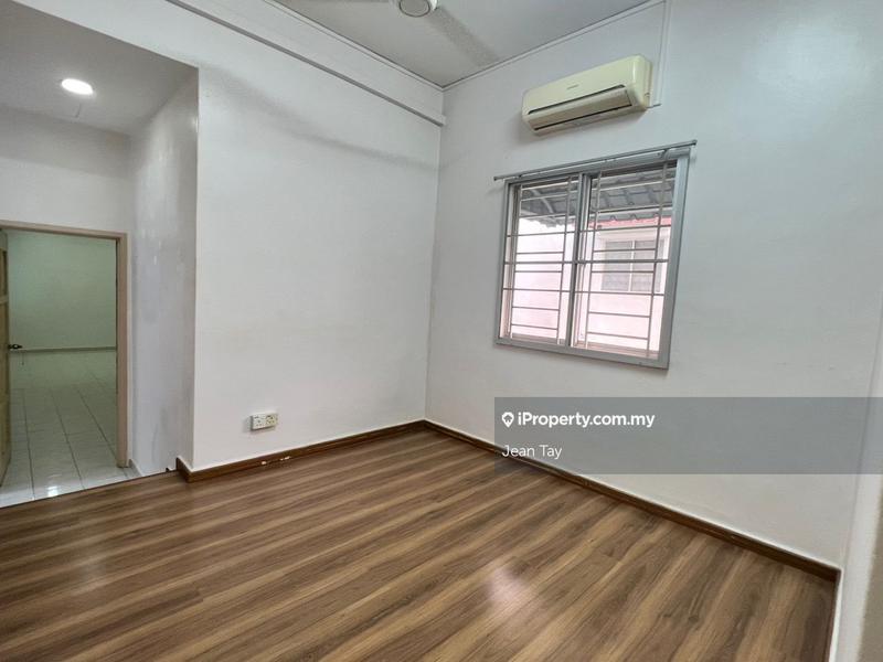 Rumah Berangkai 1.5 Tingkat untuk Dijual di Taman Saujana Indah, Bukit Katil oleh Jean Tay - iProperty.com.my