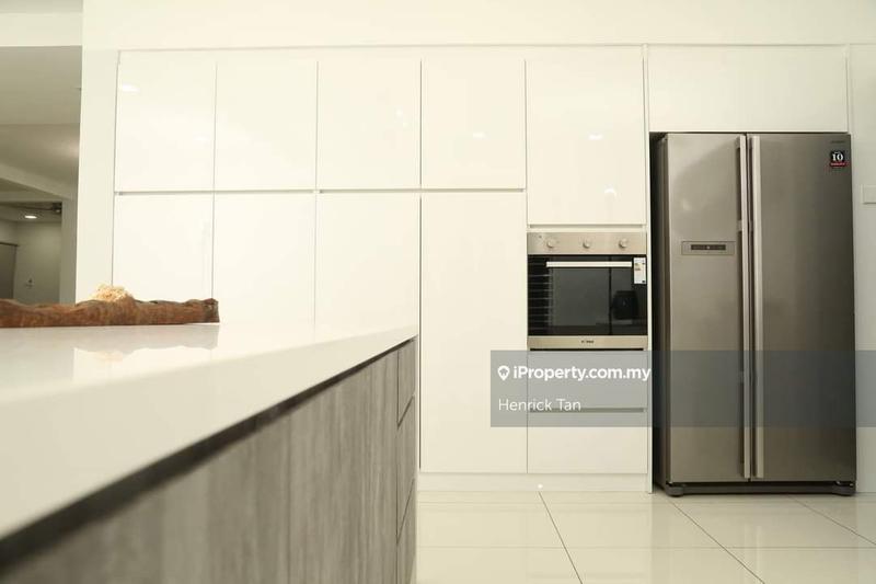 Rumah Berangkai 2 Tingkat untuk Dijual di Putra Heights, Subang Jaya oleh Henrick Tan - iProperty.com.my