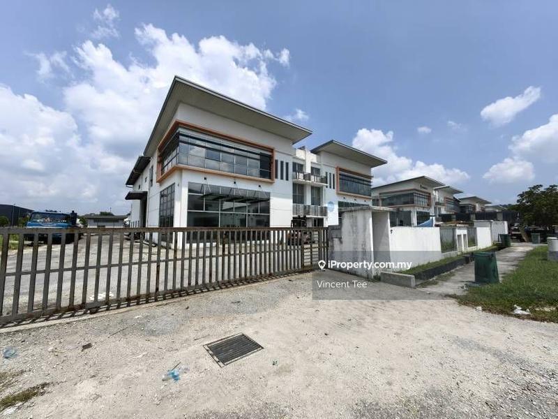 For Sale - Corner Semi-D Factory 75x170 13800sf Saujana Teknologi Rawang