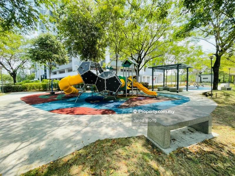 Rumah Teres 3-Tingkat untuk Dijual di Lake Point Residence, Cyberjaya, Cyberjaya oleh Jared Wong - iProperty.com.my