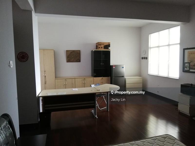 Kediaman Servis untuk Dijual di Subang Olives Residence oleh Jacky Lin - iProperty.com.my