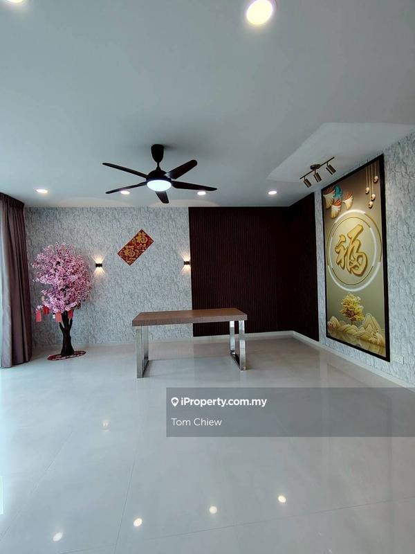 Semi-Detached House for Sale in Taman Molek, Johor Bahru by Tom Chiew - iProperty.com.my