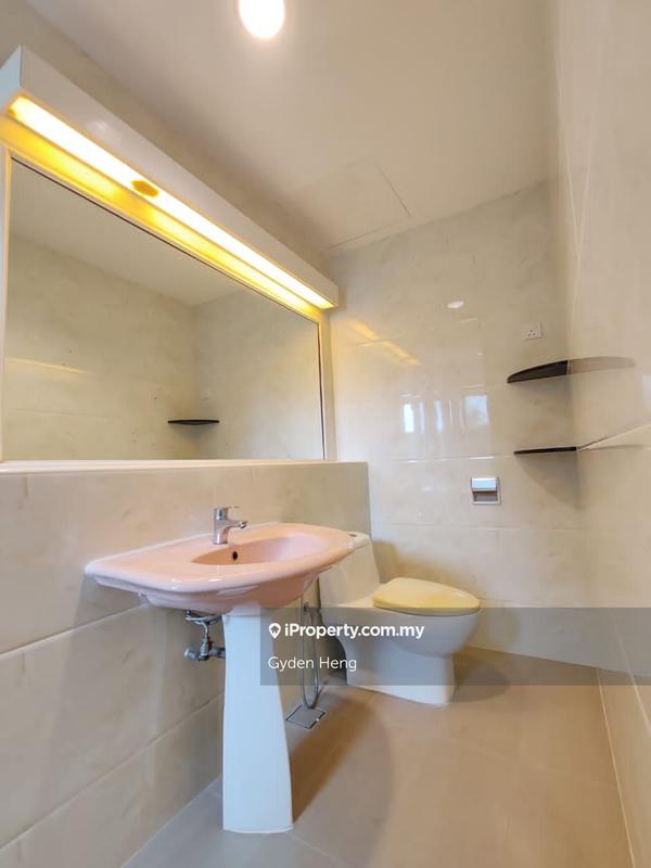 Condominium for Sale in Palm Garden Condominium by Gyden Heng - iProperty.com.my
