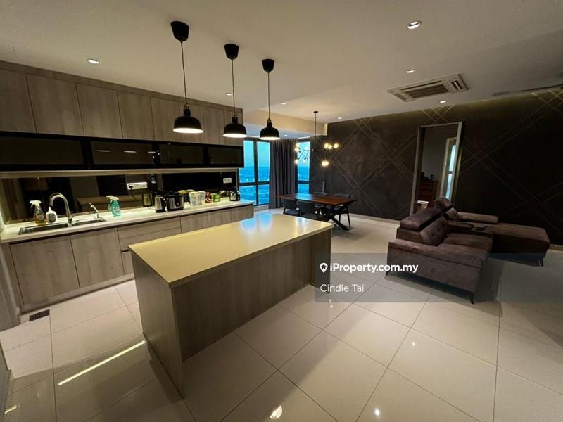 For Sale - Lake Point Residence