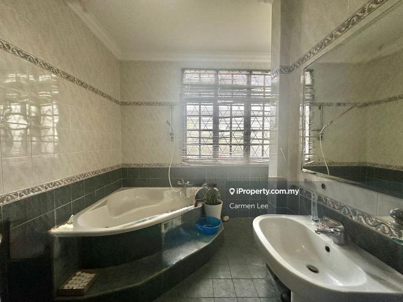 Bungalow House for Sale in SS12, Subang Jaya by Carmen Lee - iProperty.com.my