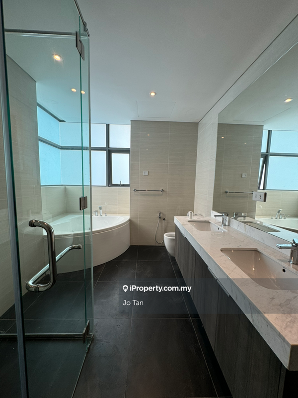 For Rent - D'Rapport