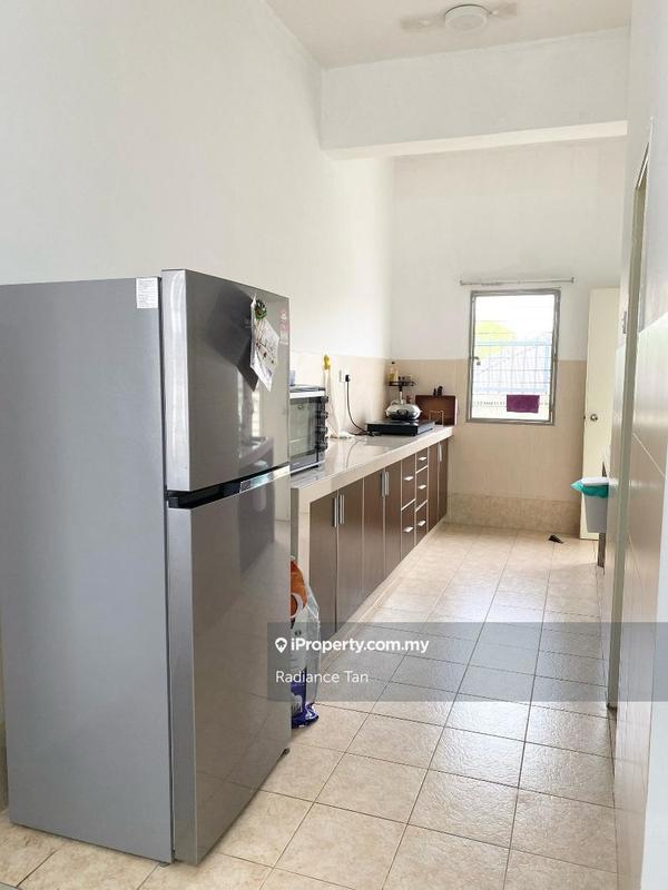 1.5-storey Terraced House for Rent in Kampung Sungai Kayu Ara, Petaling Jaya by Radiance Tan - iProperty.com.my