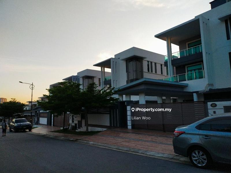 Bungalow House for Sale in Bandar Sungai Long, Selangor by Lilian Woo - iProperty.com.my