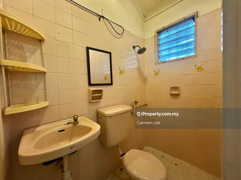 Rumah Berangkai 1.5 Tingkat untuk Dijual di Usj 2, Subang Jaya oleh Carmen Lee - iProperty.com.my