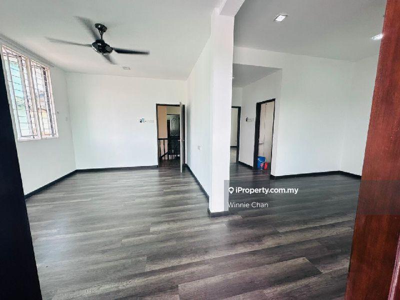 Bungalow House for Sale in Taman Pasir Wang, Lahat by Winnie Chan - iProperty.com.my