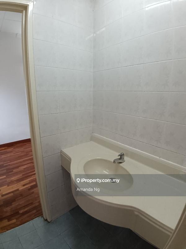 Rumah Berangkai 2.5 Tingkat untuk Disewa di BU6 @ Bandar Utama, Bandar Utama oleh Amanda Ng - iProperty.com.my