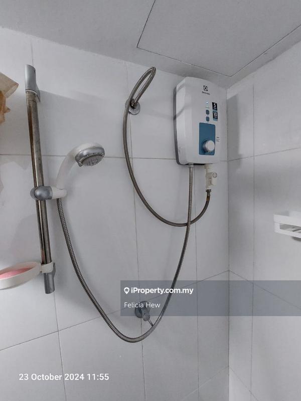 For Rent - Pacific Place