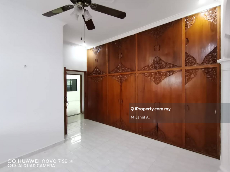 Bungalow House for Sale in Kampung Melayu, Kluang by M Jamil Ali - iProperty.com.my