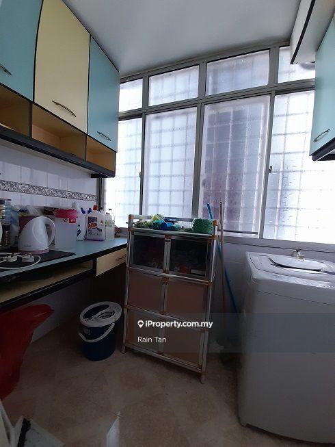 Condominium for Sale in Amadesa Resort Condominium by Rain Tan - iProperty.com.my