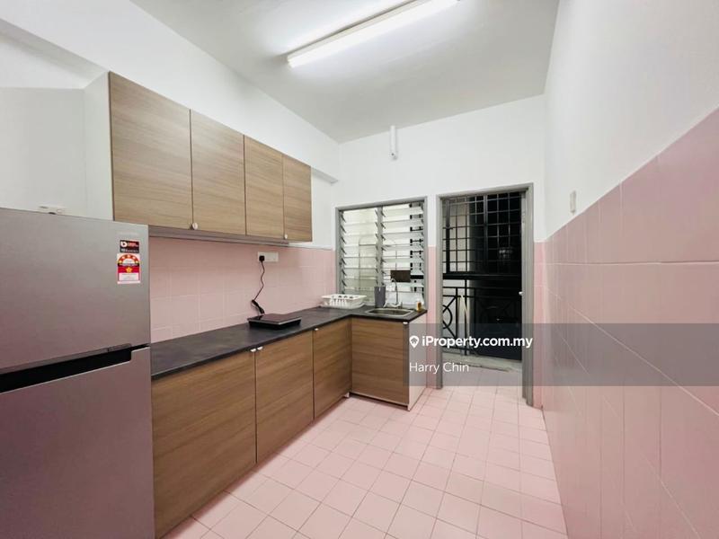 For Sale - Forest Green