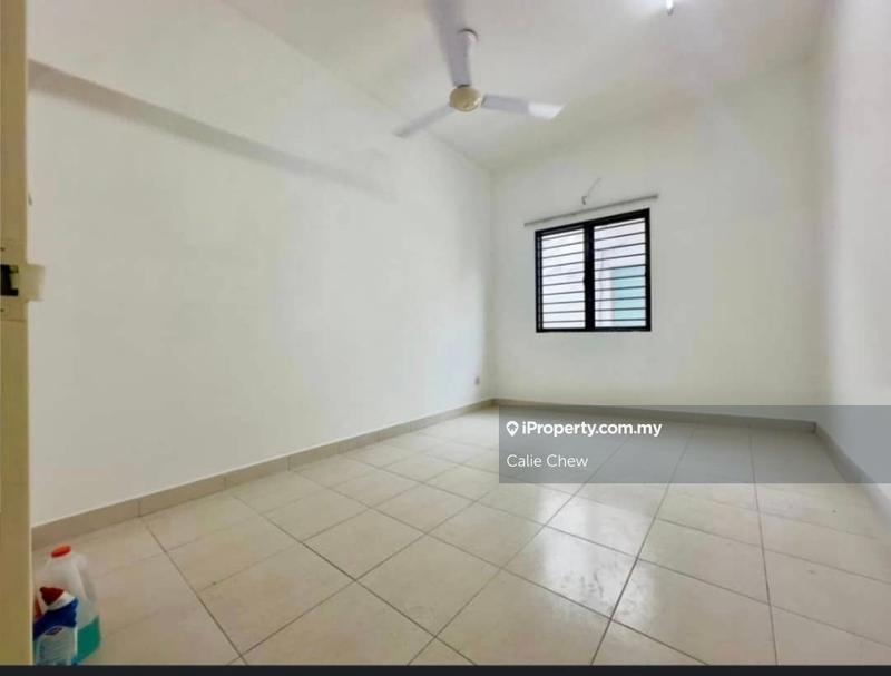 Rumah Teres 2-Tingkat untuk Dijual di Setia Indah, Setia Alam oleh Calie Chew - iProperty.com.my