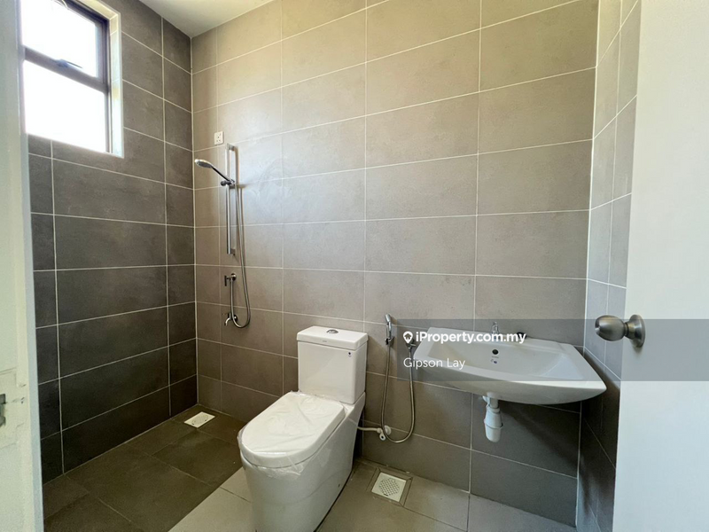 Terraced House for Sale in Taman Tasik Indah, Kluang by Gipson Lay - iProperty.com.my