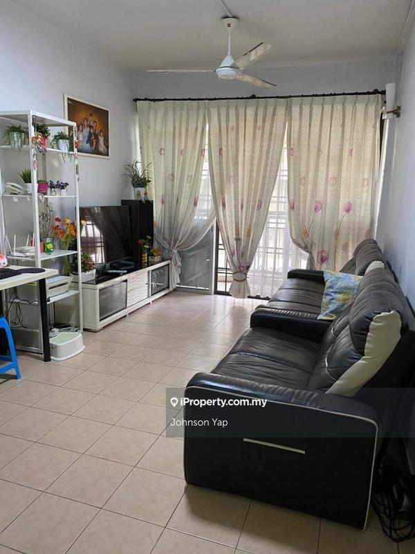 For Sale - Putri Ria Apartment
