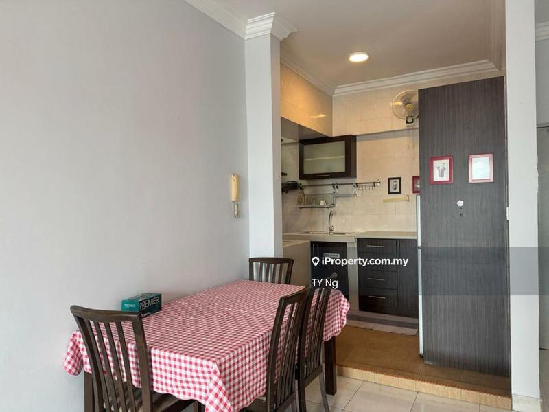 Service Residence for Sale in E-Tiara by Ty Ng - Dining Room - iProperty.com.my