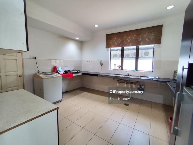 Bungalow House for Rent in Bandar Country Homes, Rawang by Francis Leow - iProperty.com.my