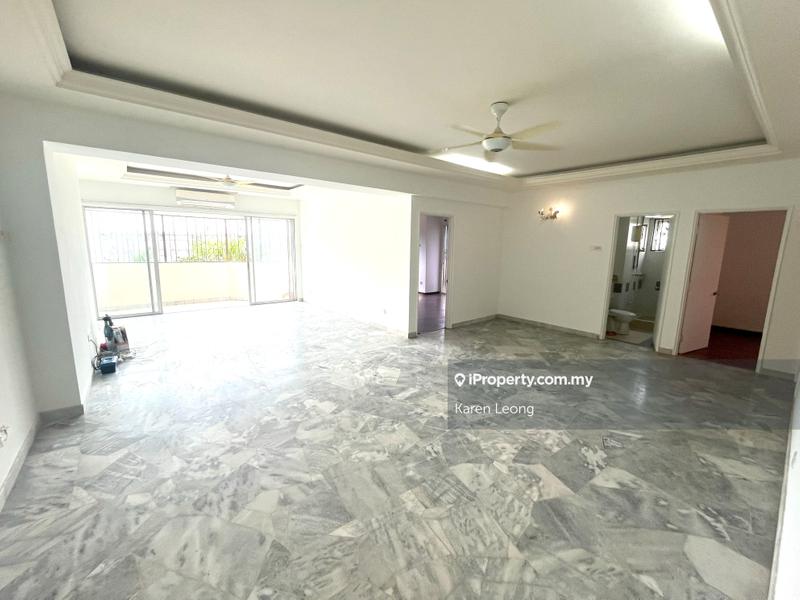 For Sale - Villa Flora