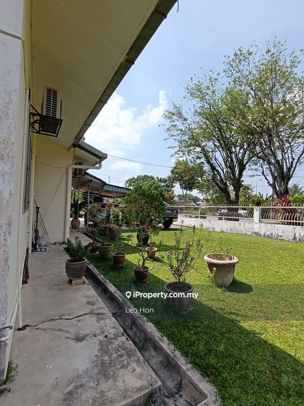 Bungalow House untuk Dijual di Seksyen 12, Petaling Jaya oleh Leo Hon - iProperty.com.my