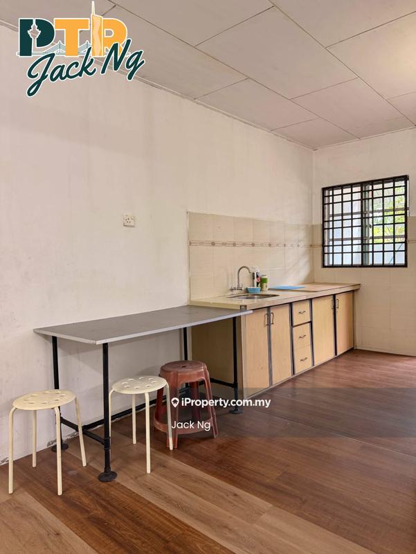 Townhouse for Rent in Pangsapuri Mawar Indah, Butterworth by Jack Ng - Kitchen - iProperty.com.my