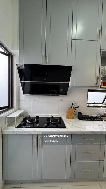 Rumah Teres untuk Dijual di Eco Grandeur, Puncak Alam oleh Heidi Nabilla - iProperty.com.my