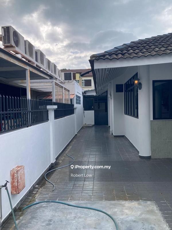 Semi-Detached House for Sale in Pantai Jerejak, Bayan Lepas by Robert Low - iProperty.com.my