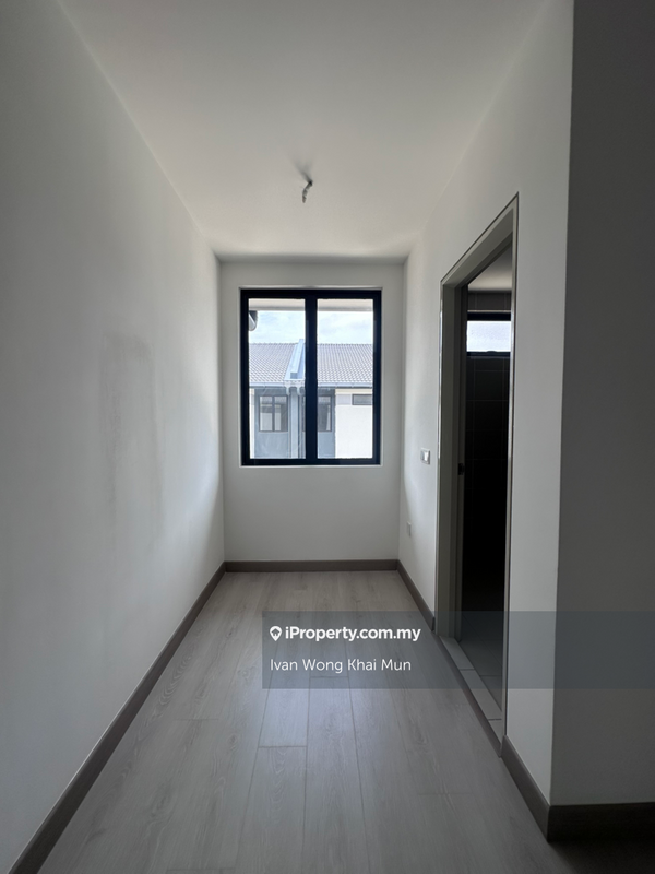 Rumah Berangkai 2 Tingkat untuk Dijual di Bandar Bukit Raja, Klang oleh Ivan Wong Khai Mun - iProperty.com.my