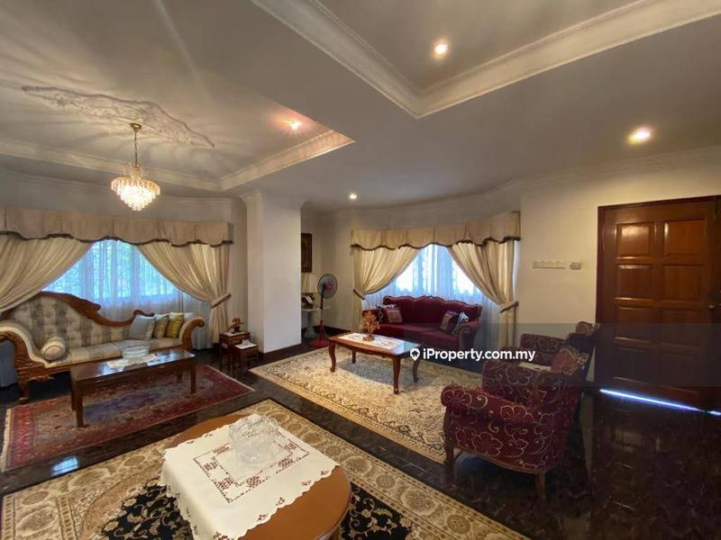 Bungalow House for Sale in SS19, Subang Jaya by Celia Tan - iProperty.com.my