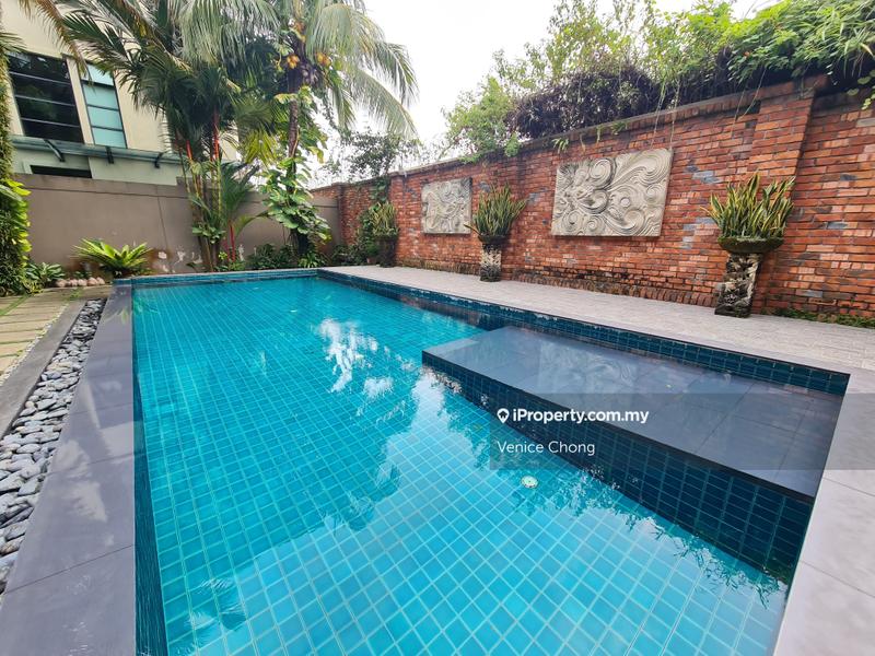 Bungalow House for Sale in Bukit Gita Bayu, Seri Kembangan by Venice Chong - iProperty.com.my