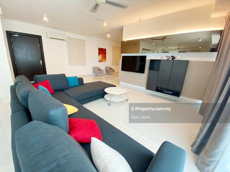 For Rent - Gurney Paragon